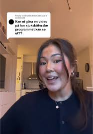 Replying to @OliviaAltahrCarlsson Ställ alla era frågor om  sjuksköterskeprogrammet eller om nåt annat program/kurs! 👏📚  #örebrouniversitet #sjuksköterska #student