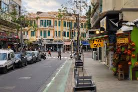 The village запустил серию путеводителей, которые пригодятся, если вы приехали в город впервые или, наоборот, все о нем знаете. Nastroenie Tel Aviva