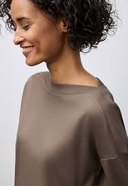 Street One MIT U-BOOT-AUSSCHNITT