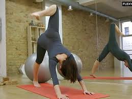 Yoga stretching spine in back and front bends. Free Naked Splits Porn Videos 115 Tubesafari Com