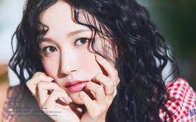 Итальянская дива mina — яркий пример того, что доминирующее положение в карьере певицы легко занять, обладая широким диапазоном и ловким владением голосом. Netizens Talk About How Mina Might Not Be The Most Popular Member In Twice But You Can T Help But Fall Deep By Her Charms Allkpop