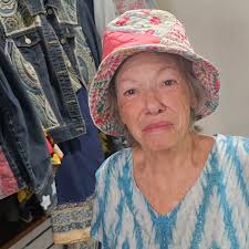 Esther's Fields (@esthersfields) • Instagram photos and videos