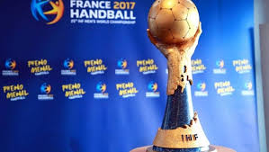 يعقد كأس العالم لكرة القدم كل أربع سنوات منذ عام 1930 م (ماعدا بطولتي عام 1942 و1946 م واللتان ألغيتا بسبب الحرب العالمية الثانية). Ø§Ù„ÙŠÙˆÙ… 4 Ù…ÙˆØ§Ø¬Ù‡Ø§Øª Ø¨Ø±Ø¨Ø¹ Ù†Ù‡Ø§Ø¦ÙŠ Ù…ÙˆÙ†Ø¯ÙŠØ§Ù„ ÙØ±Ù†Ø³Ø§ Ù„Ù„ÙŠØ¯ Ù…ØµØ± Ø§Ù„Ø¹Ø±Ø¨ÙŠØ©