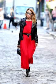 38 Ideas What Shoes To Wear With Red Dresses 2022 Shoesoutfitideas Com
