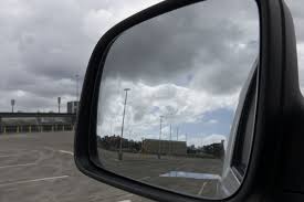 is it illegal to drive without a passenger side mirror drive without a passenger side mirror