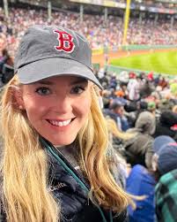 Whitney Proffitt (@whitneyproffitt) • Instagram photos and videos