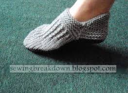 طريقة كروشيه جوارب بالصور خطوة بخطوة خياطة و تفصيل Crochet Slippers Knitting Socks Crochet Socks