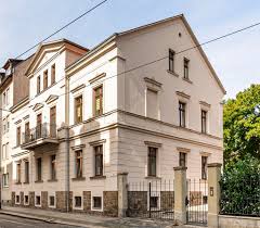 This local gohlis fixture has been serving healthy portions of traditional saxon food and drink for over a century now, a mere. Menckestrasse In 04155 Leipzig Gohlis Sud Sachsen