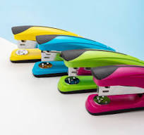 M & G Colorful 24 / 6 Metal Stapler Durable Vivid Dual Color Injection  Rubber Grip PVC Box for Students School Stationery