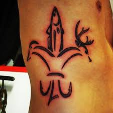 Here we also have many cross tattoo design and their placement as well. Pin By Michelle Birk On Ink Dreams Tattoos Tattoo Graphic Cool Tattoos