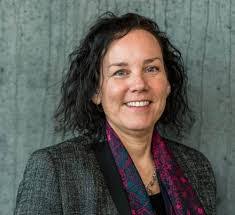 Melanie Slack's Instagram, Twitter & Facebook