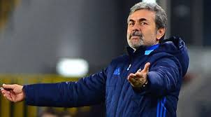 İstanbul'da bulunan eczacıbaşı kulübünde jimnastik çalışmaları yapan kocaman. Aykut Kocaman Kimdir Haberler Milliyet
