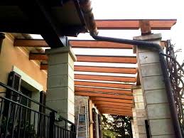 Textura de techo de baldosas con terraza de madera con mapa. Techos De Madera