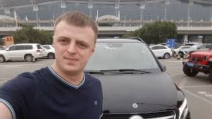 По его словам, после очередной вечеринки он решил слетать с друзьями в «жопу мира». Andrej Petrov Bloger Novosti O Persone Poslednie Sobytiya Segodnya Ria Novosti