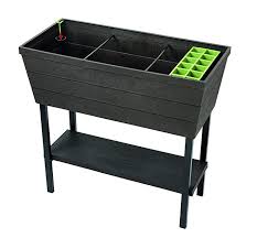 Amazon Com Keter Urban Bloomer 22 4 Gallon Resin Plastic Wood Look Elevated Raised Patio Garden Flower Planter Be Garden Beds Raised Garden Beds Raised Garden