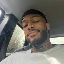 Ricky Murphy (@chilloutricky)