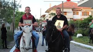 Ημέρα εξελίξεων σε δύο μέτωπα για τον παοκ. Me Aloga H Litaneysh Ths Eikonas Toy Agioy Gewrgioy Sth Nea Seleykeia Binteo Fwto