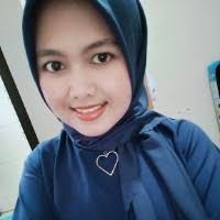 50+ "Imelda M." profiles