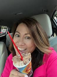 Jeanette Silverman's Instagram, Twitter & Facebook