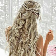It takes longer to style compared with medium hair, but it also allows for more options. Make Homecoming A Night To Remember 50 Dreamy Hairstyles To Wear Hair Motive Hair Motive