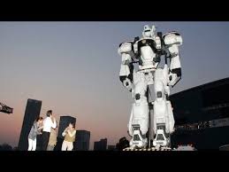 実物大8メートルのイングラム豊洲に立つ 実写版 パトレイバー イベント 日本の景色 実写 イングラム