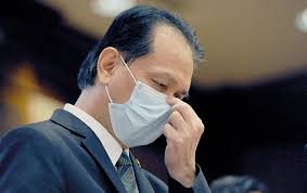 Kartunis dan aktivis, fahmi reza keluar dari ipd dang wangi selepas ditahan untuk memberi keterangan berhubung menghina raja permaisuri agong di kuala lumpur. Health Dg Fears The Worst Is Yet To Come The Malaysian Reserve
