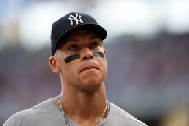 Yankees continue to strand ghost runners in extra innings