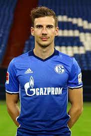 Leon goretzka, 26, from germany bayern munich, since 2018 central midfield market value: Lucas On Twitter Thread The Amazing Transformation Of Leon Goretzka Age 25 Origin Germany Before Confinement Height 1m89 Weight 76 Kg After Confinement Height 1m89 Weight 82 Kg How To Go