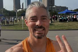 What an incredible 5 weeks for @alexrmorgan99 Coach Alex Morgan! He guided  his Heritage High School Cross Country @heritage_xctf team to a runner-up  finish at the state championships—the highest in program history.