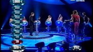 Indiferente, garante que se diverte nas gravações. Estreia O Elo Mais Fraco Rtp1 2011 Ronda 1 Youtube