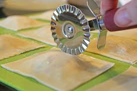 Mushroom And Sun Dried Tomato Ravioli Made With Wonton Wrappers Stuffed With Mushroom Sun Sun Dried Tomato Stuffed Mushrooms Healthy Food Recipes Clean Eating