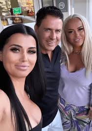 Cine este Oana Ciolacu, nașa Andei Adam? E cea mai bună prietenă din Vegas  a Prodancăi! „Ne știm din tinerețe. Sunt milionarii Vegas-ului”