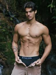 Vazou Nudes Do Influencer Jean Saint Pelado De Pênis Duro - Volumes Famosos  Nus