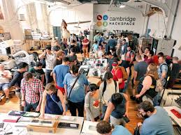 Changing careers? How joining a makerspace can ignite your next career move.