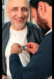 Jamiat Insignia Gift Presentation by Barrister Zafarullah