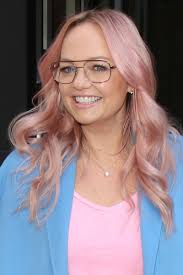 These Celebs Are Proof That Pink Hair Flatters Every Skin Tone Hair Color Pink Pink Hair Dye Short Hair Color