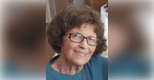 Elizabeth Burchfield's Instagram, Twitter & Facebook