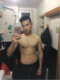 新人爆照了，厕所自拍流NGA玩家社区