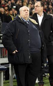 November 1948 in brühl) ist ein ehemaliger deutscher fußballfunktionär. Lorrach Calmund Und Die Netzwerker Lorrach Verlagshaus Jaumann