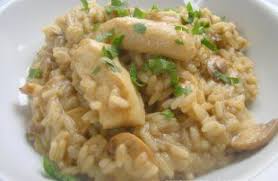Recette Risotto De Poulet Aux Champignons Proposee Par 750 Grammes Recette Risotto Risotto Poulet Poulet Aux Champignons