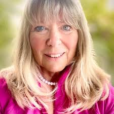 Maple leaves forever 🍁 Of the 150 known species of maple, 10 are native to  Canada: the Sugar, Black, Bigleaf, Silver, Red, Mountain, Striped, Douglas,  Vine and Manitoba Maples. While the Sugar