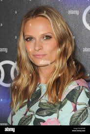 Elizabeth shaw hi-res stock photography and images