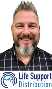 Bienvenue à Adrien et son grand sourire qui, comme nous le savons est un…