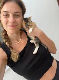 Hello all! 🌻Looking for a forever home Kahlua is a female kitten of around  5 months old, vaccinated and dewormed. She is just adorable, loves to  cuddle and to be picked up!