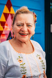 Former Mission street vendor opens pupusa restaurant in SF