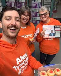 The first day of pre-polling is done! Thanks to more than 700 volunteers,  we have almost filled the thousands of shifts over the next fortnight. If  you want to join in the