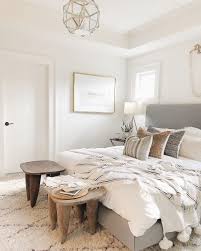 Go for comfy, inviting decor. C L O T H M A I N Pillows On Instagram Haven T Posted In A While Sometimes It Be Like That Making Some Major Home Decor Bedroom Home Bedroom Decor