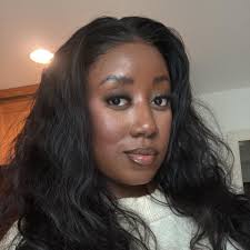 Look at us grow! We are so excited to announce that Kinda Bell has joined  our Moorestown Market Center! Kinda was born and raised in South Jersey,  graduated from Lenape High School,