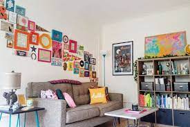 A Bold Boston Apartment Is Full Of Renter Friendly Color Ideas Home Decor Bedroom Quirky Home Decor Apartment Decor