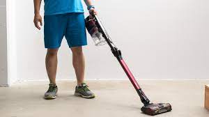 Dirt engage technology delivers unbeatable cleaning performance on carpets and bare floors compared to all shark cordless vacuums. Shark Rocket Pet Pro With Multiflex Iz163h Review Rtings Com